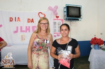 Foto - DIA INTERNACIONAL DA MULHER