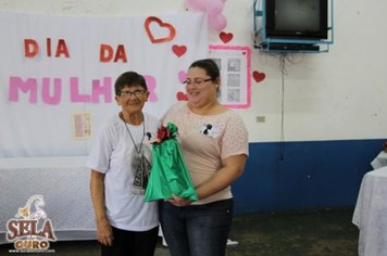 Foto - DIA INTERNACIONAL DA MULHER